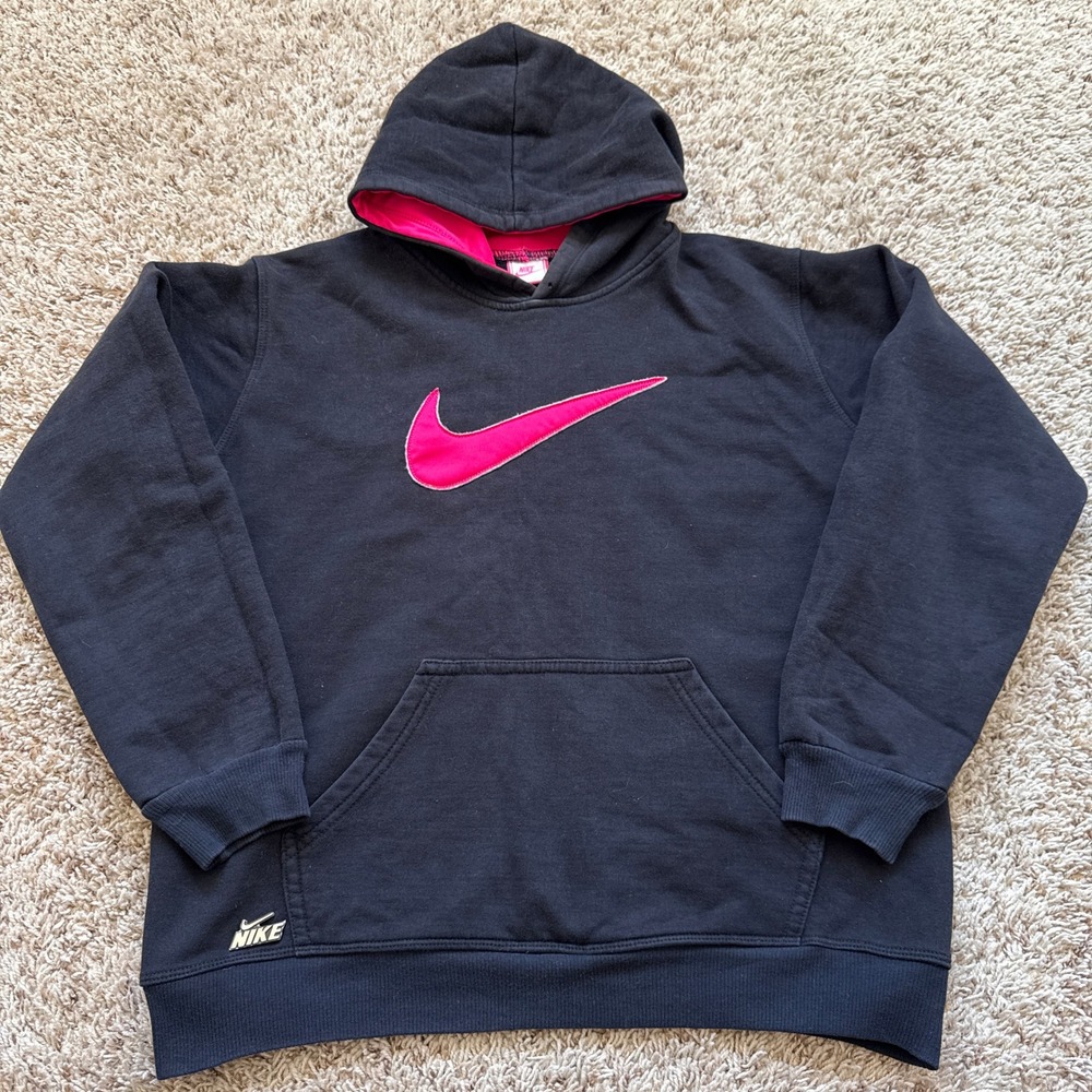 Nike Therma-FIT Hoodie Black Pink Y2K 2000s Swoosh Pullover Sweatshirt Womens